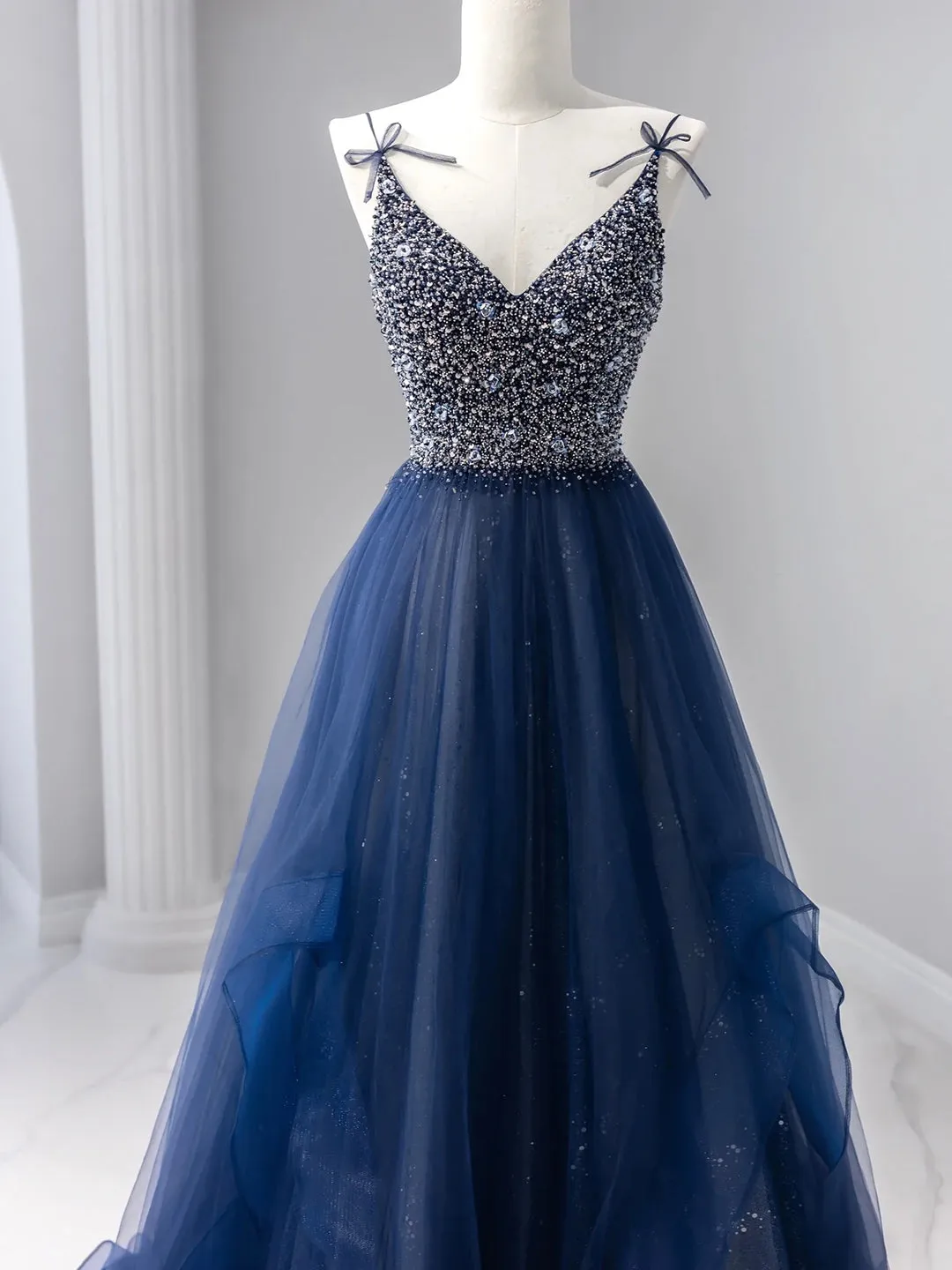 Blue Tulle Beaded Long Prom Dress A-Line Spaghetti Strap Formal Evening Dress